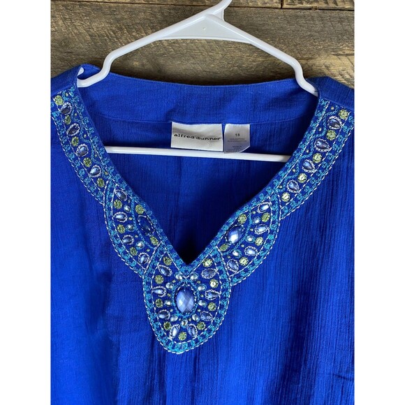 Alfred Dunner Women's Plus Sz 18 Blue Cotton Embroidered Embellished V-Neck Top - Picture 3 of 12